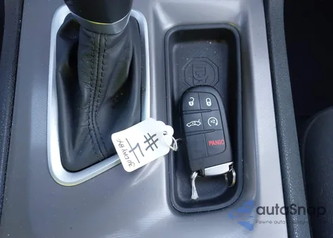 2023 Dodge Charger Gt z USA, uszkodzony, nr VIN 2C3CDXHG8PH598652